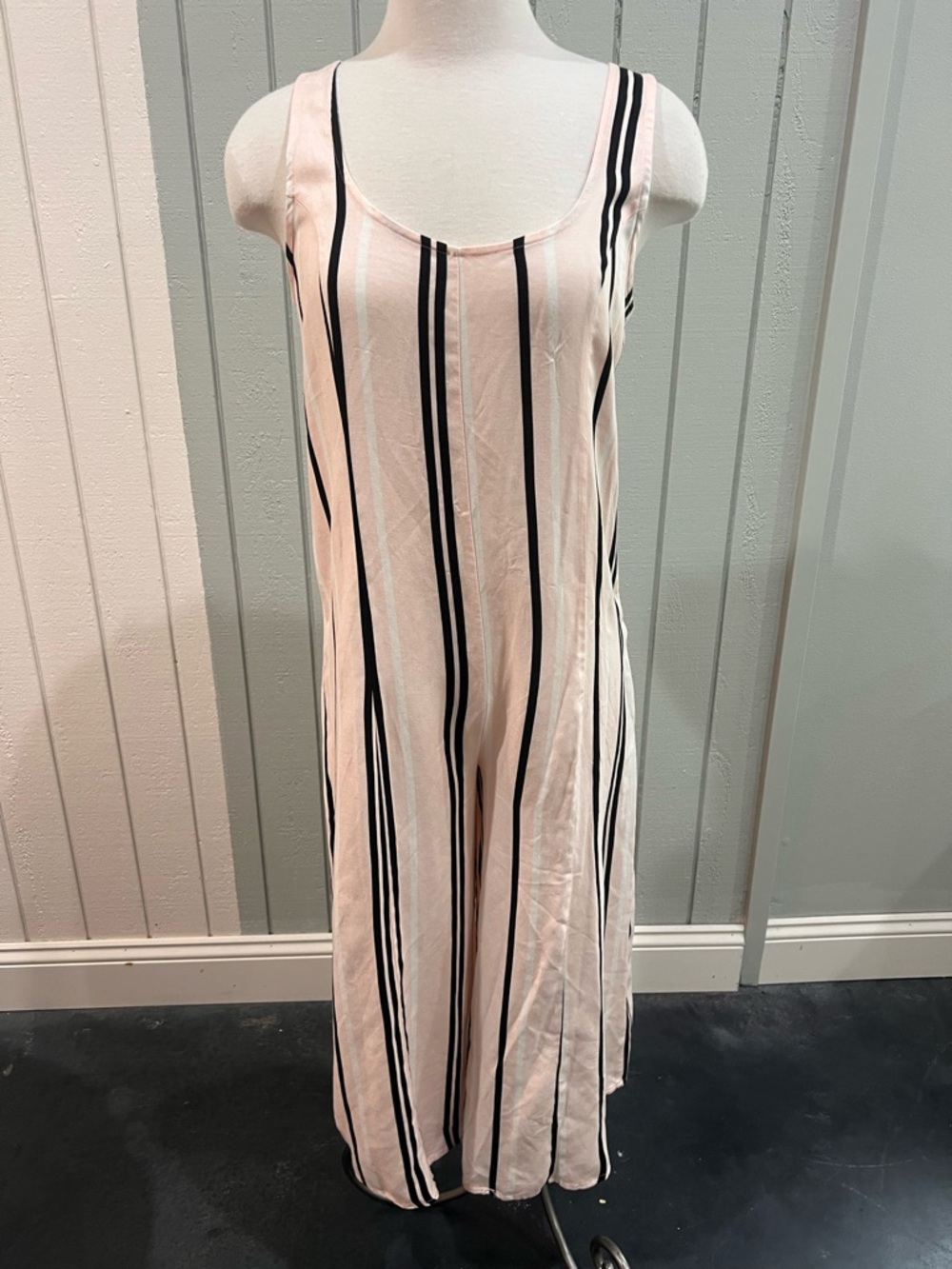 Sleeveless Pink & Black Vertical Stripe Maxi pants